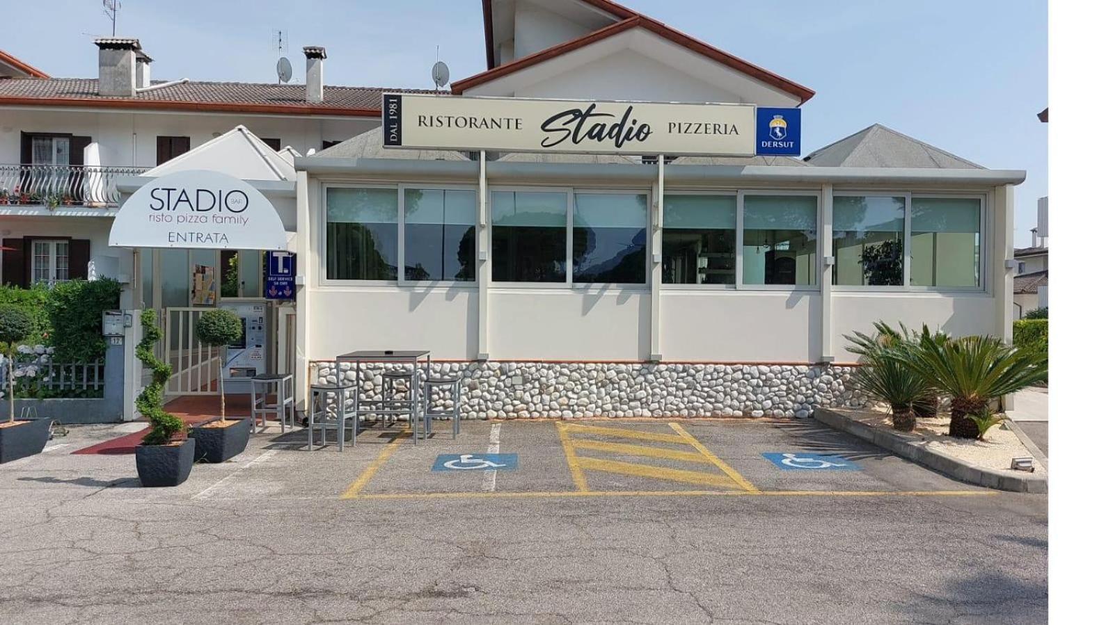 Guesthouse Stadio Lignano Sabbiadoro Eksteriør billede